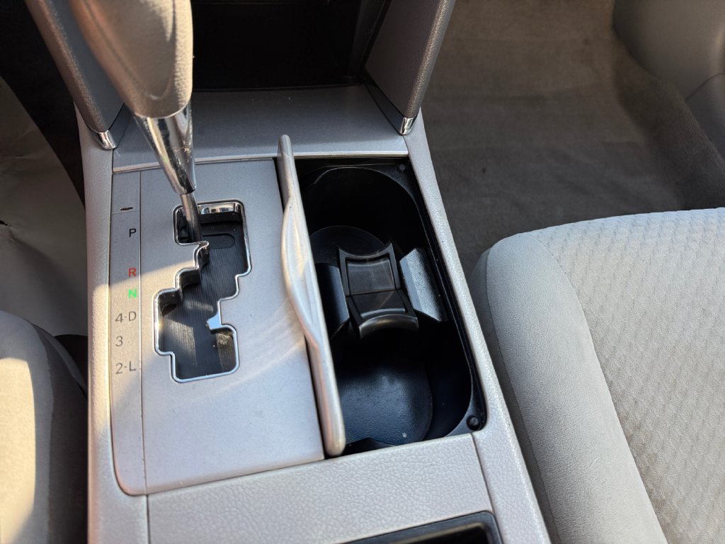 Used 2009 Toyota Camry LE FWD image 35