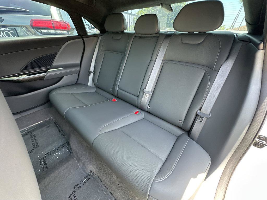 Used 2024 Lucid Air Pure RWD image 9