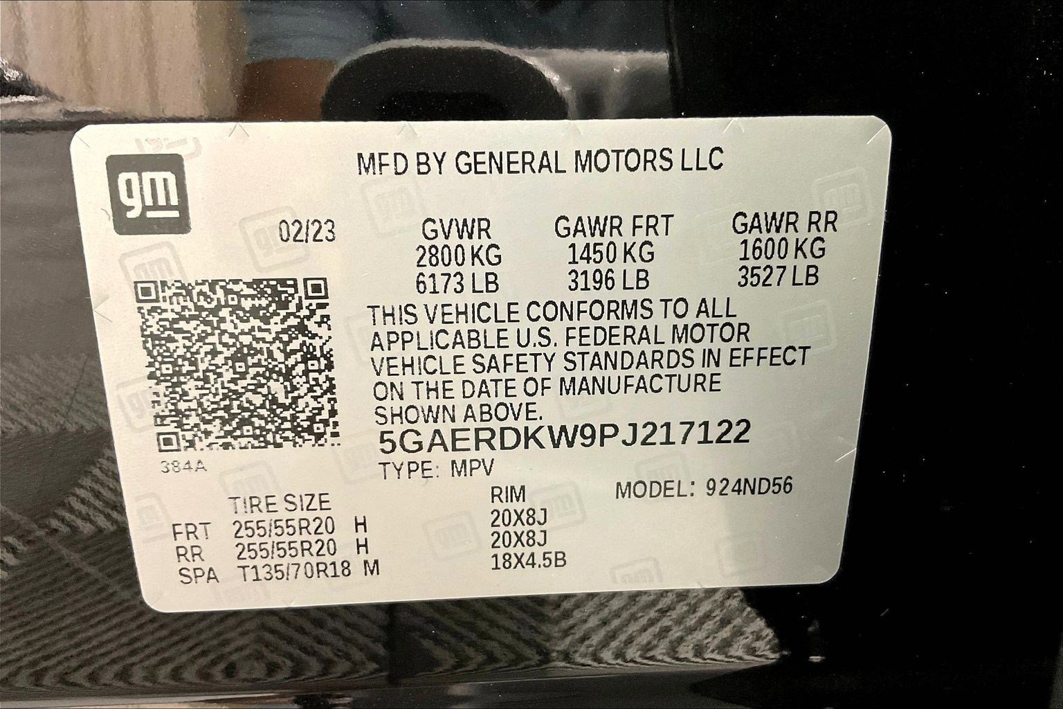 Used 2023 Buick Enclave Avenir image 19