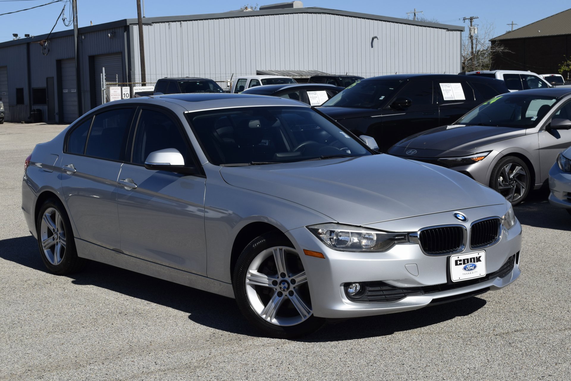 Used 2015 BMW 320i Sedan image 8