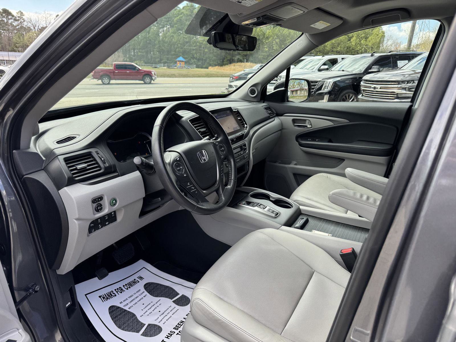 Used 2023 Honda Ridgeline RTL-E image 2