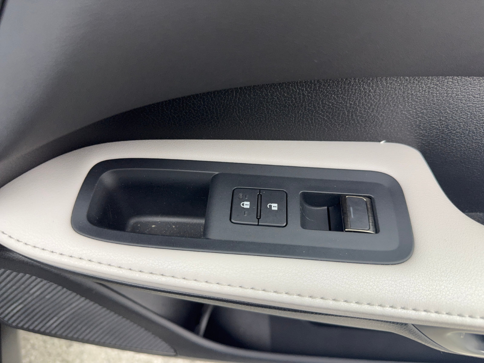 Used 2024 Lexus RX 350 Premium w/ Convenience Package FWD image 34