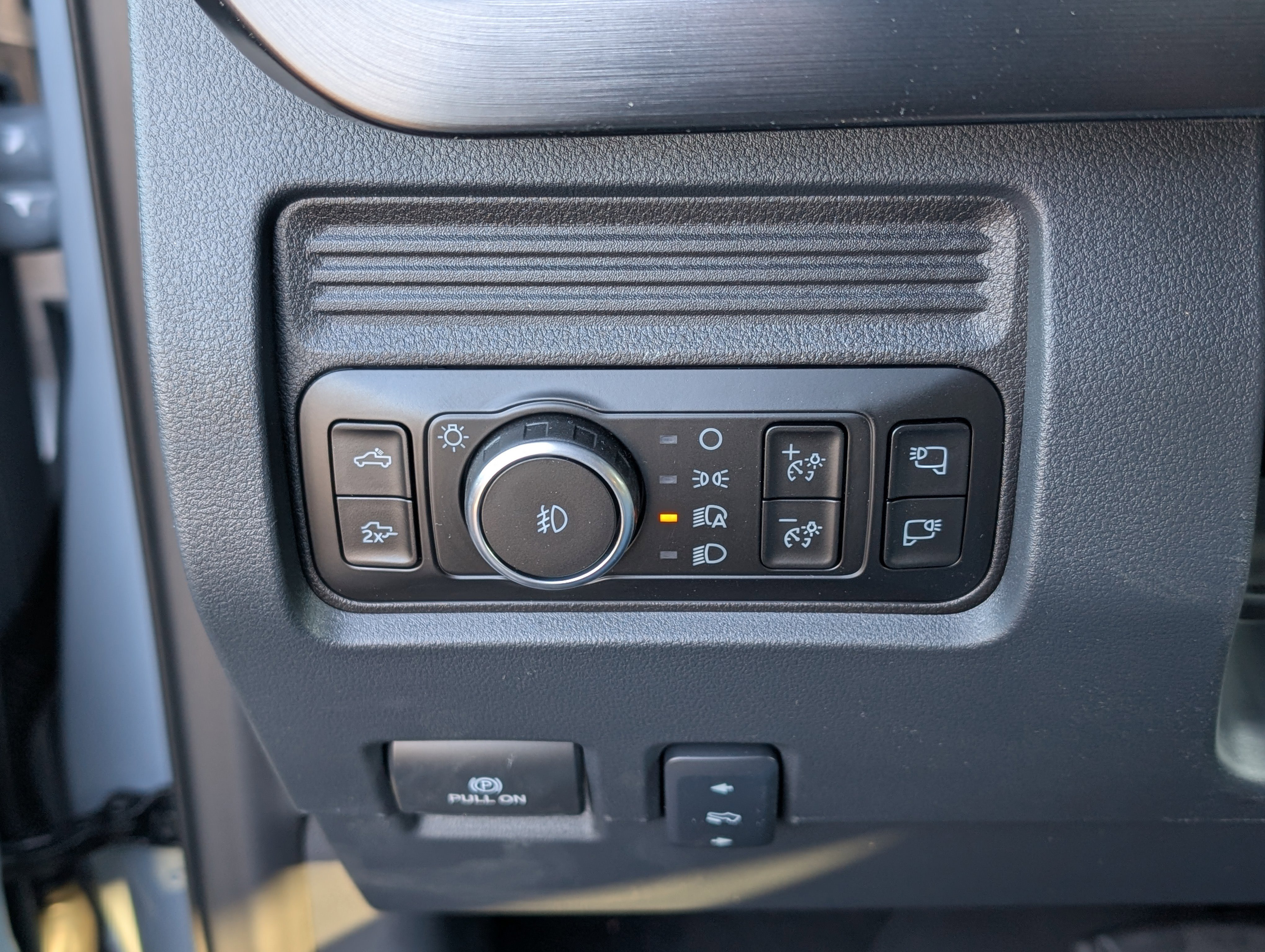 New 2026 Ford F250 Lariat w/ Black Appearance Package image 20