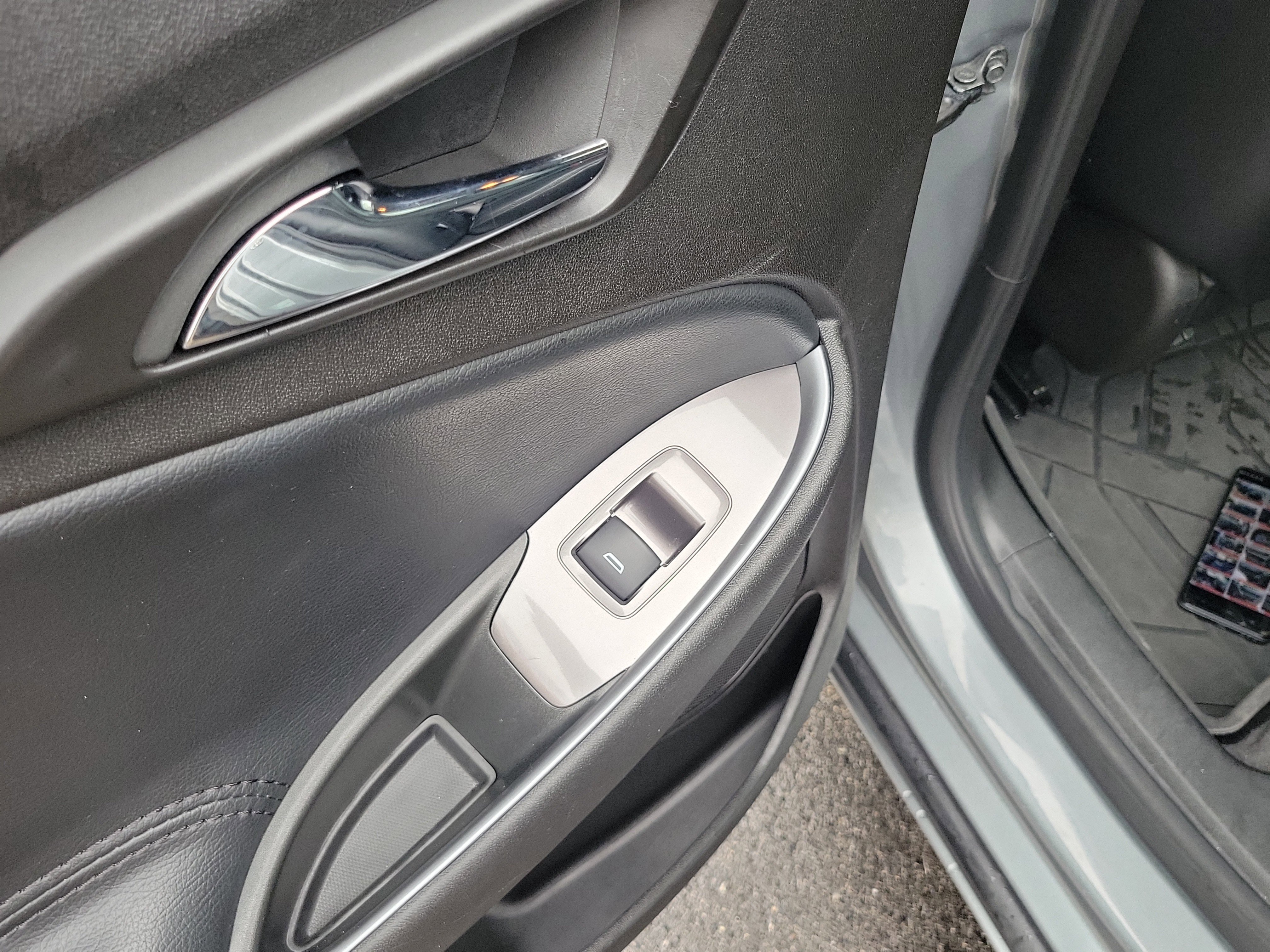 Used 2024 Chevrolet Malibu LT w/ Sport Edition image 24