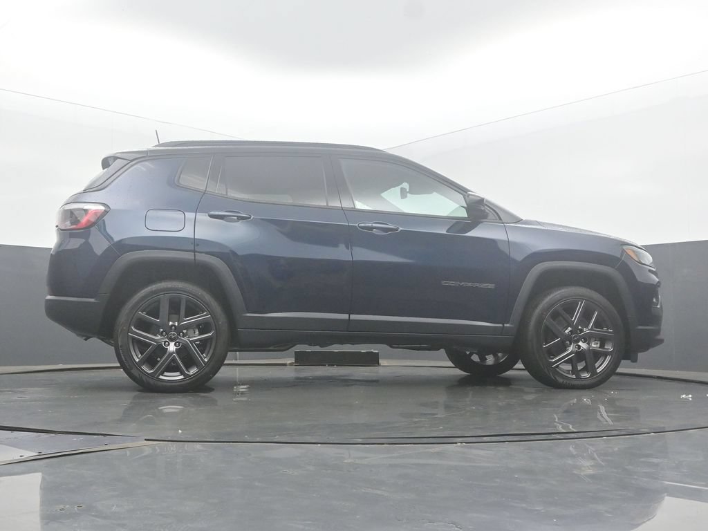 New 2026 Jeep Compass Limited w/ Sun, Sound & Navigation Group AWD/4WD image 50