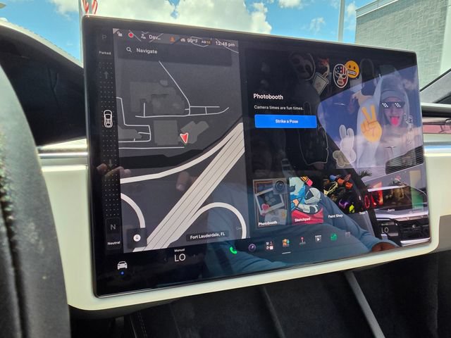 Used 2022 Tesla Model X Plaid AWD/4WD image 35