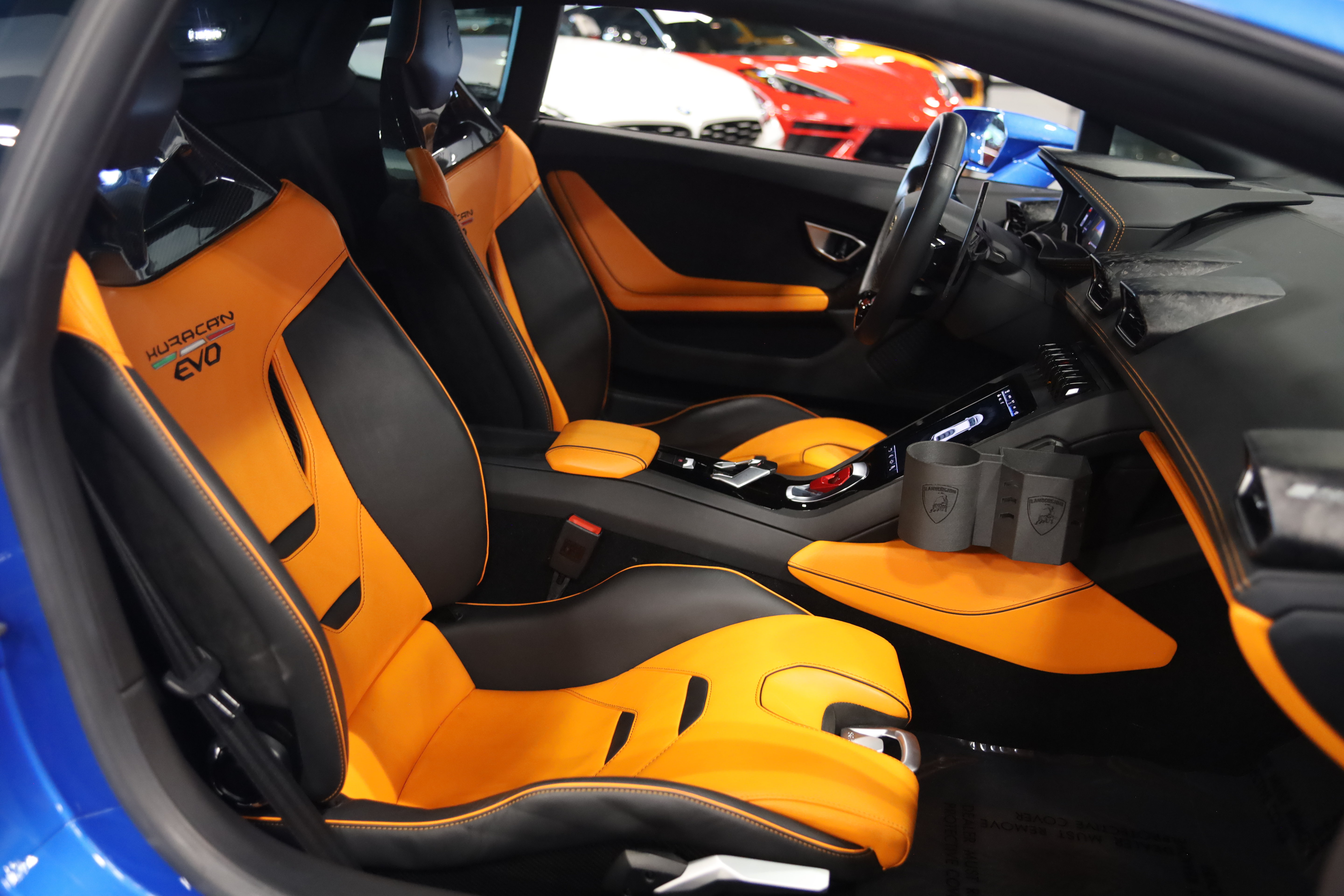 Used 2020 Lamborghini Huracan EVO RWD image 38