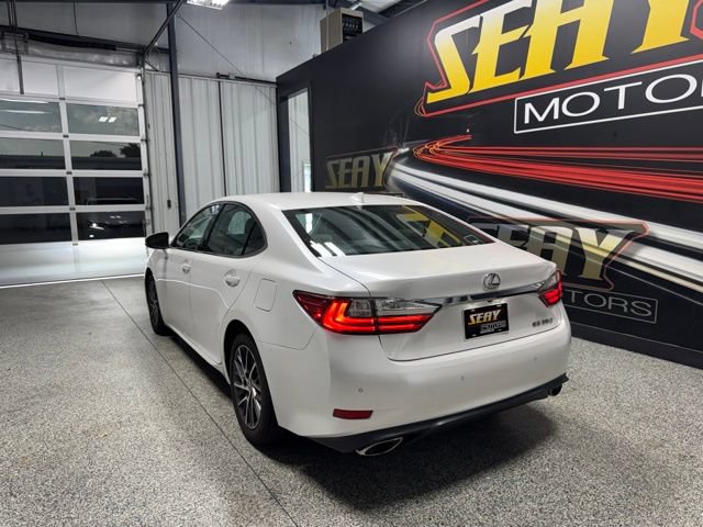 Used 2018 Lexus ES 350 w/ Luxury Package w/Wood Trim FWD image 14