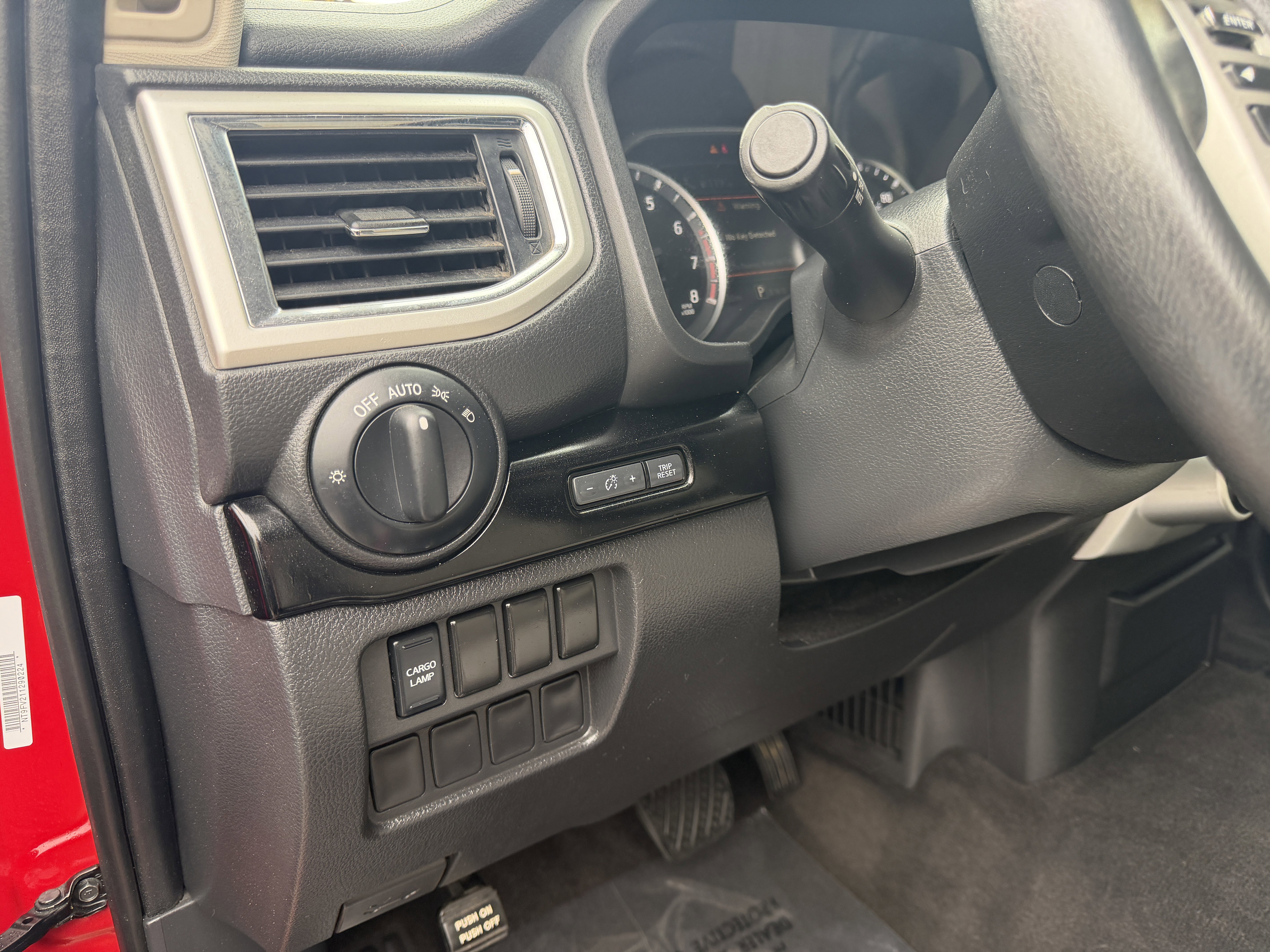 Used 2021 Nissan Titan SV w/ Accessory Utility Package image 24