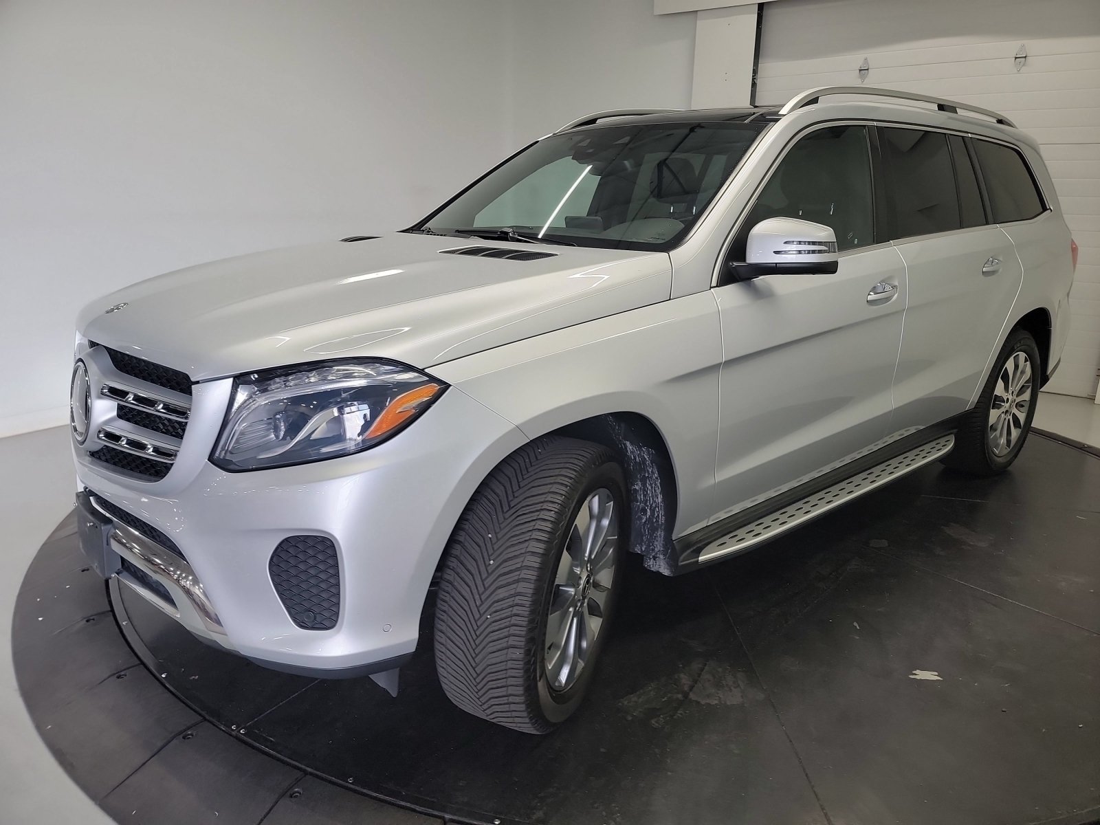 Used 2019 Mercedes-Benz GLS 450 4MATIC video 3