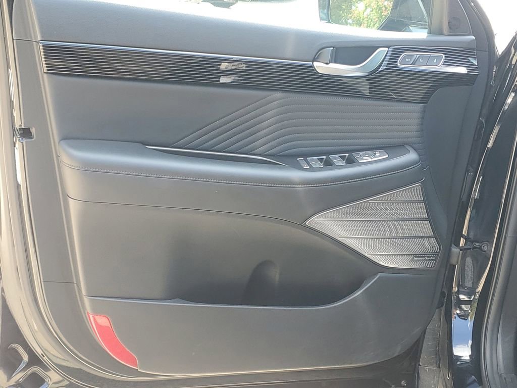 Used 2024 Hyundai Palisade Calligraphy image 9