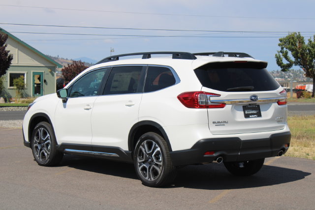New 2026 Subaru Ascent Limited w/ Popular Package #2 AWD/4WD image 4