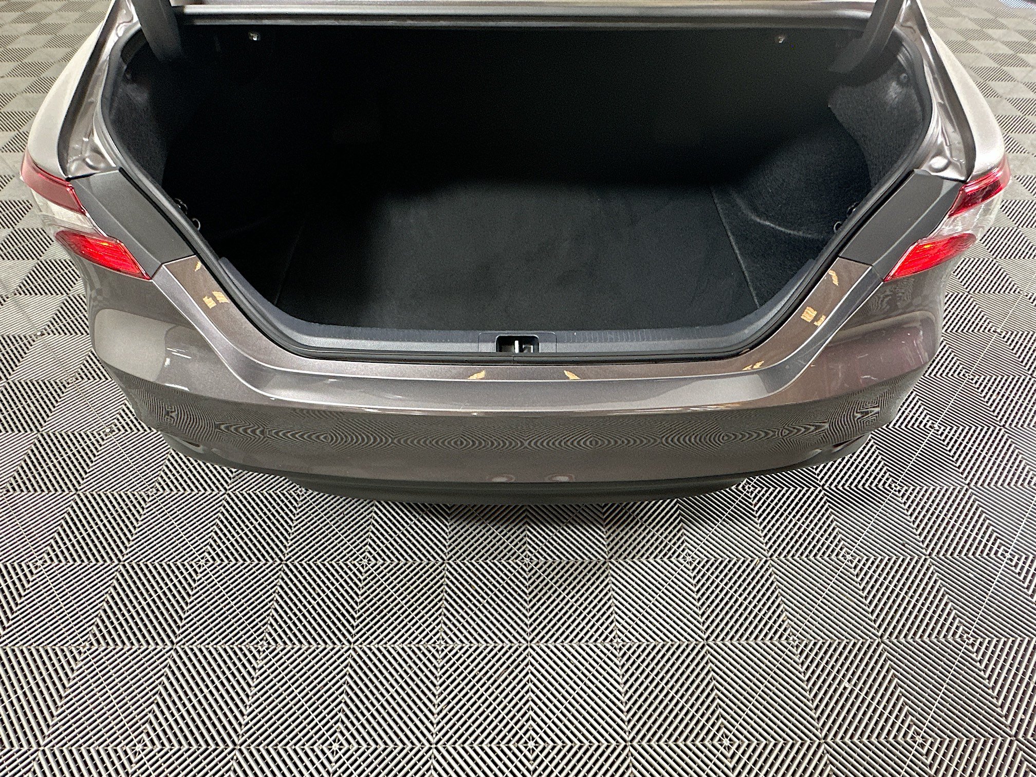 Used 2023 Toyota Camry LE FWD image 30