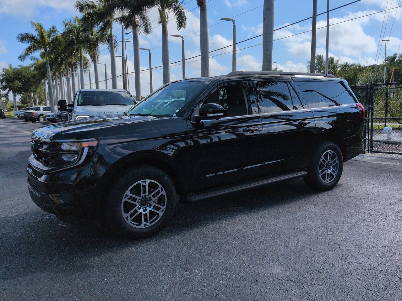 New 2026 Ford Expedition Max Active RWD image 8