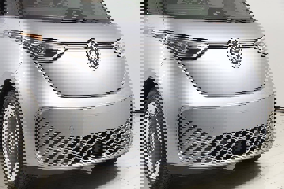 Used 2025 Volkswagen ID. Buzz Pro S image 49