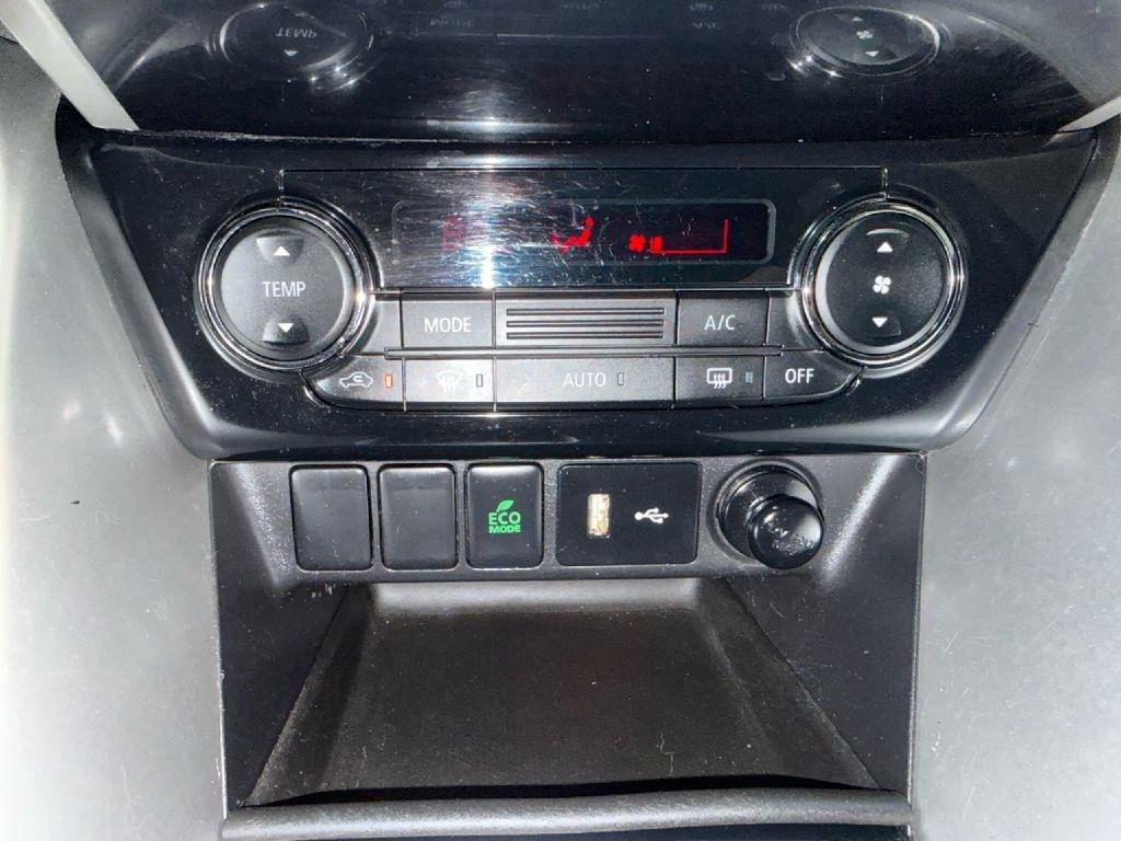 Used 2020 Mitsubishi Eclipse Cross ES image 17