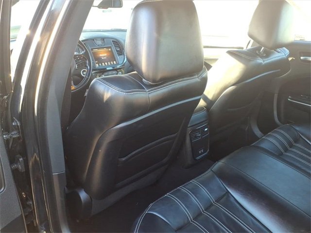 Used 2022 Chrysler 300 S image 8