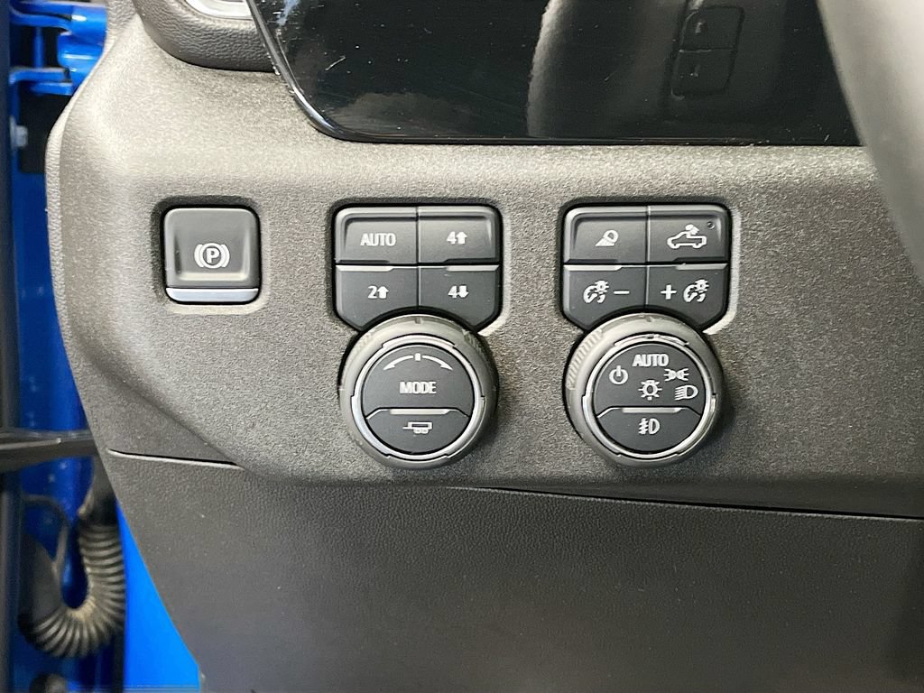 Used 2025 Chevrolet Silverado 1500 RST AWD/4WD image 10
