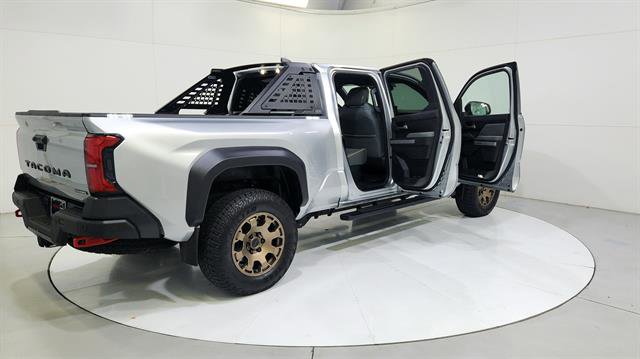Used 2024 Toyota Tacoma 4x4 Double Cab Hybrid image 32