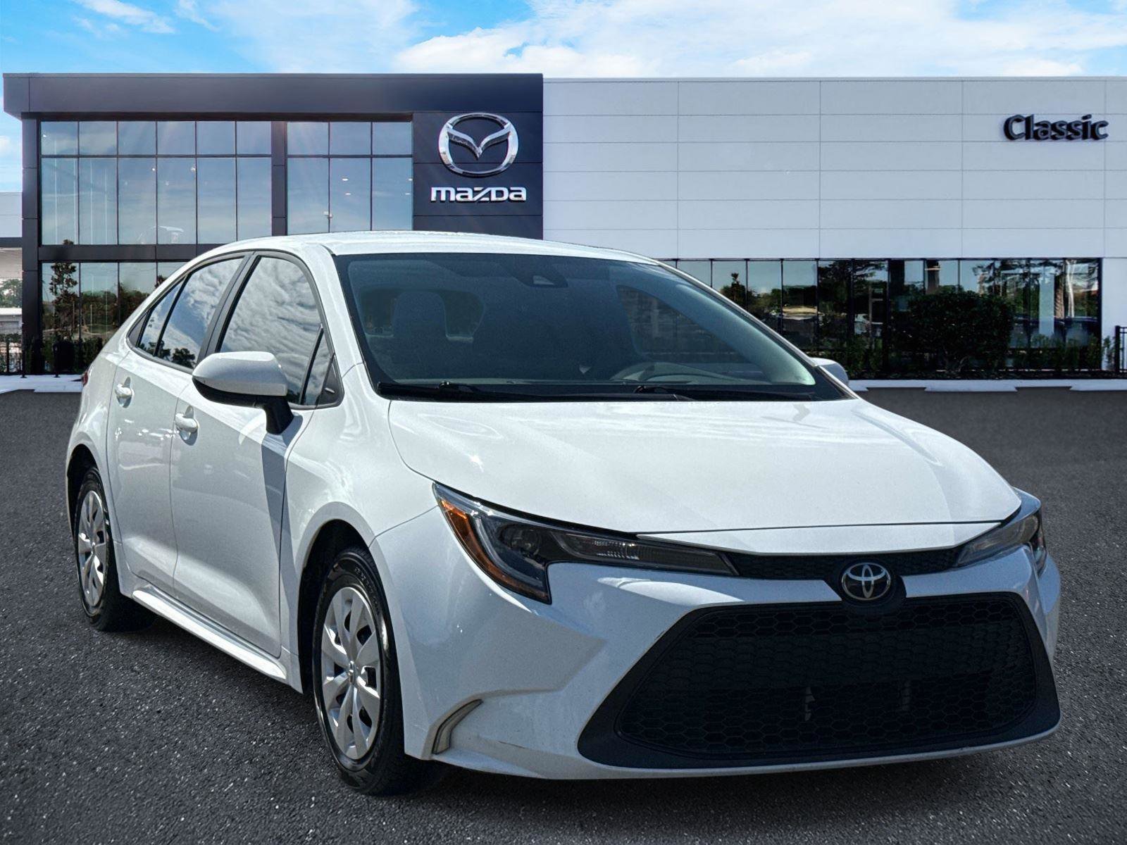 Used 2020 Toyota Corolla L FWD image 1