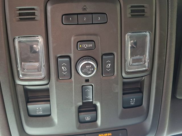 Used 2022 GMC Yukon Denali w/ Denali Premium Package AWD/4WD image 25