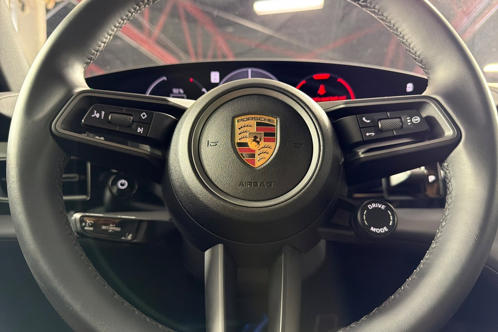 Used 2025 Porsche Taycan RWD image 22