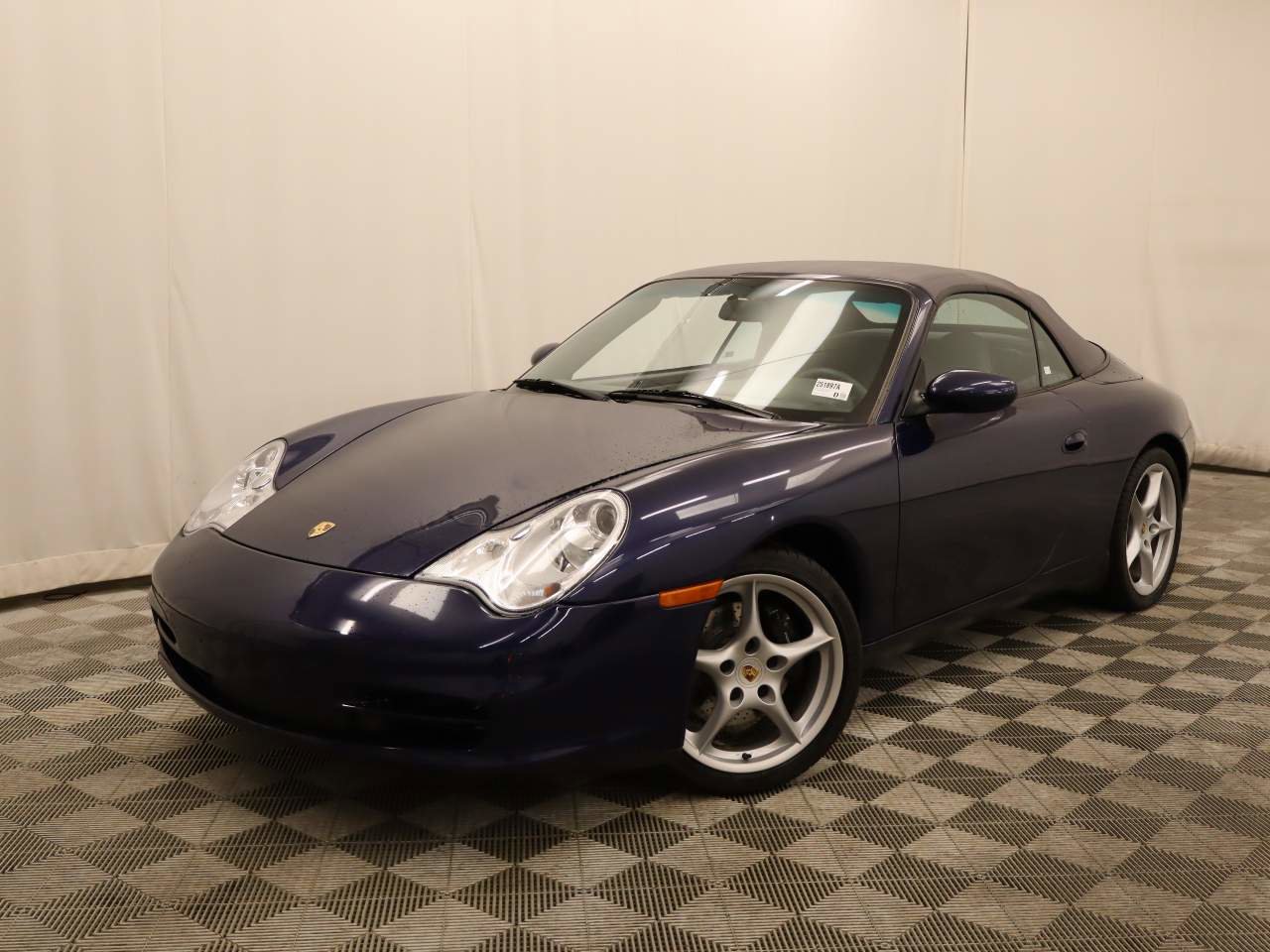 Used 2003 Porsche 911 Carrera image 1