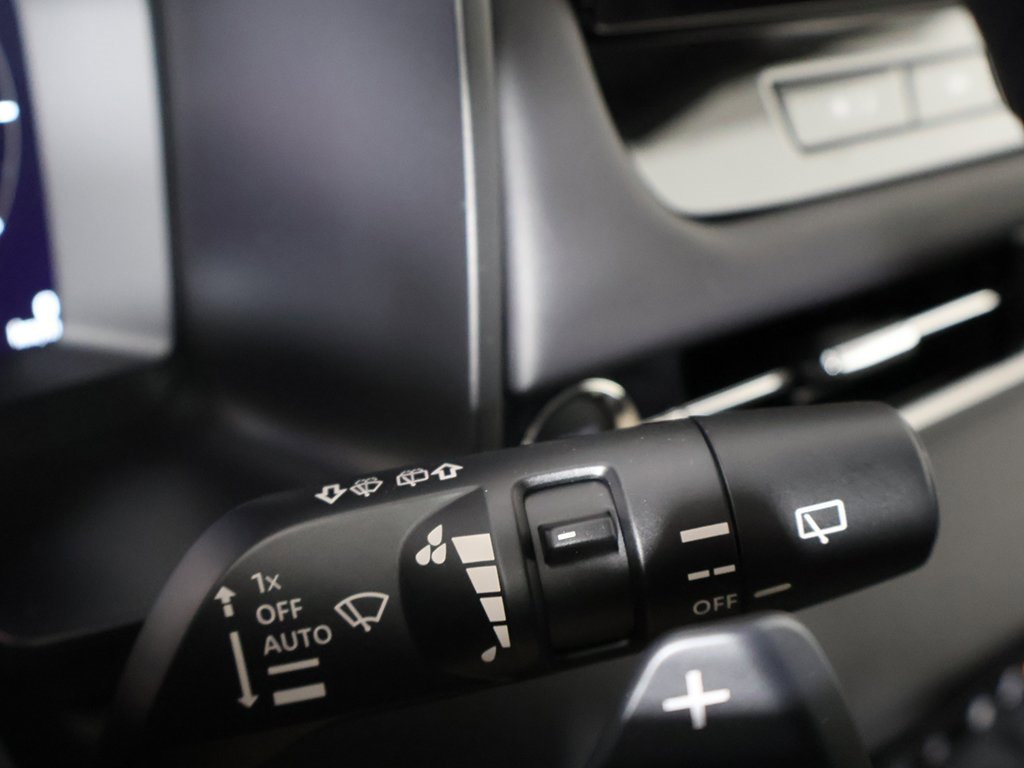 New 2025 Mitsubishi Outlander SE image 46