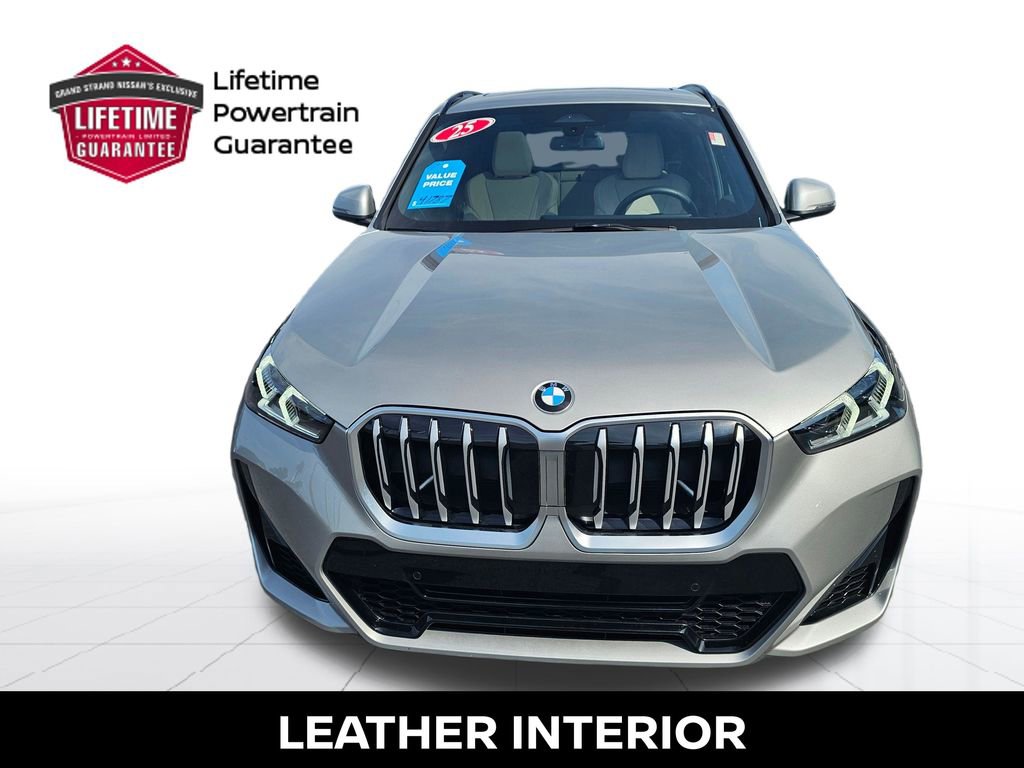 Used 2025 BMW X1 xDrive28i w/ M Sport Package AWD/4WD image 5