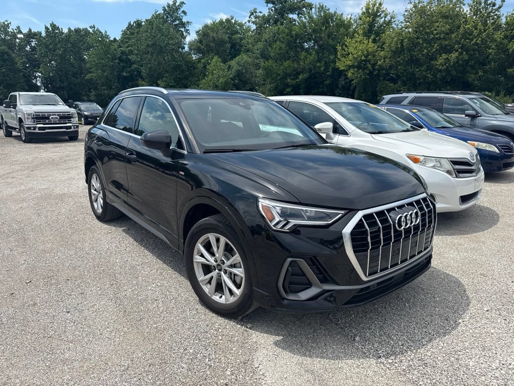 Used 2025 Audi Q3 2.0T Premium AWD/4WD image 3