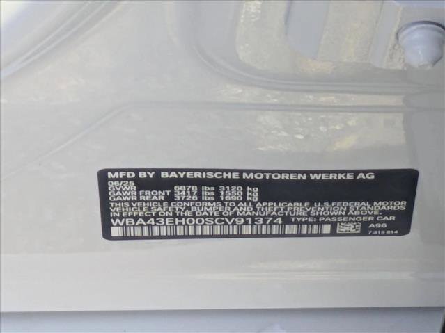 New 2025 BMW 750e xDrive image 16