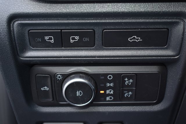 Used 2022 Ford F150 Lariat w/ Equipment Group 502A High image 18