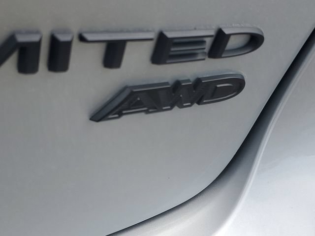 New 2026 Chrysler Pacifica Limited w/ S Appearance Package AWD/4WD image 6