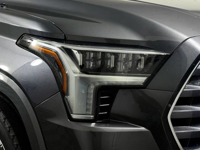 Used 2023 Toyota Sequoia Limited w/ Tow Technology Package AWD/4WD image 15