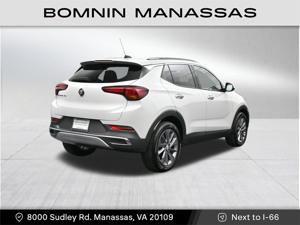 Used 2023 Buick Encore GX Essence w/ Experience Buick Package FWD image 5