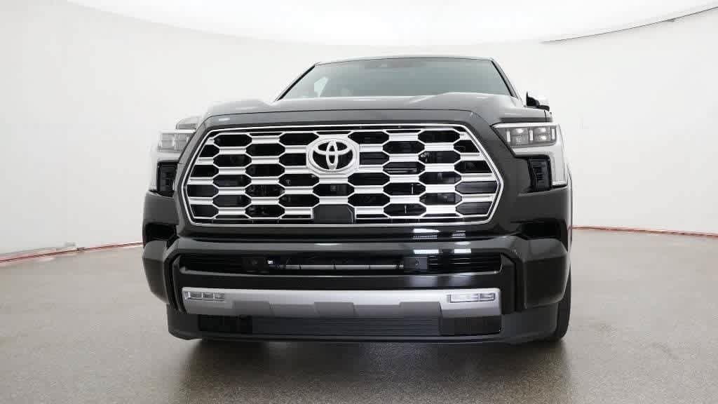 Used 2026 Toyota Sequoia Capstone AWD/4WD image 30