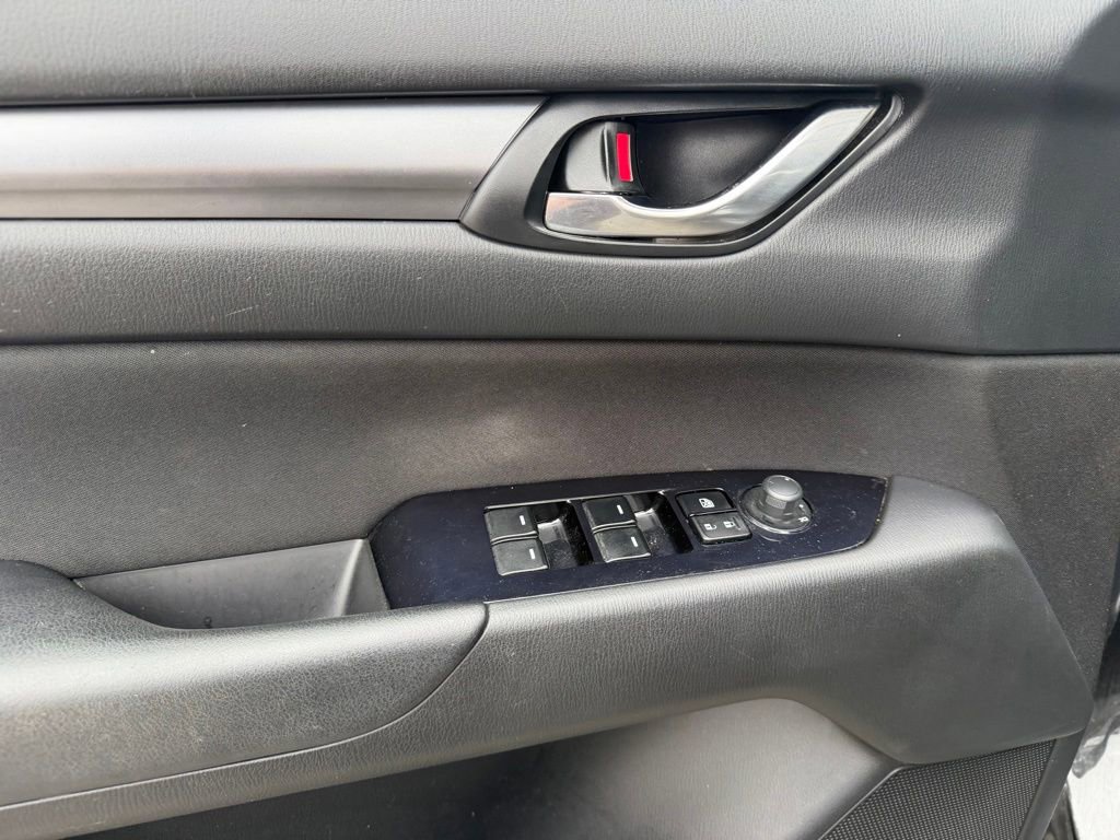 Used 2019 MAZDA CX-5 Sport FWD image 21