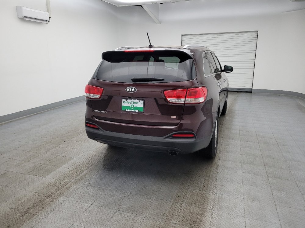 Used 2016 Kia Sorento LX image 7