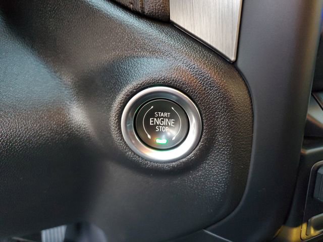 Used 2020 GMC Sierra 3500 Denali w/ Denali Ultimate Package image 26