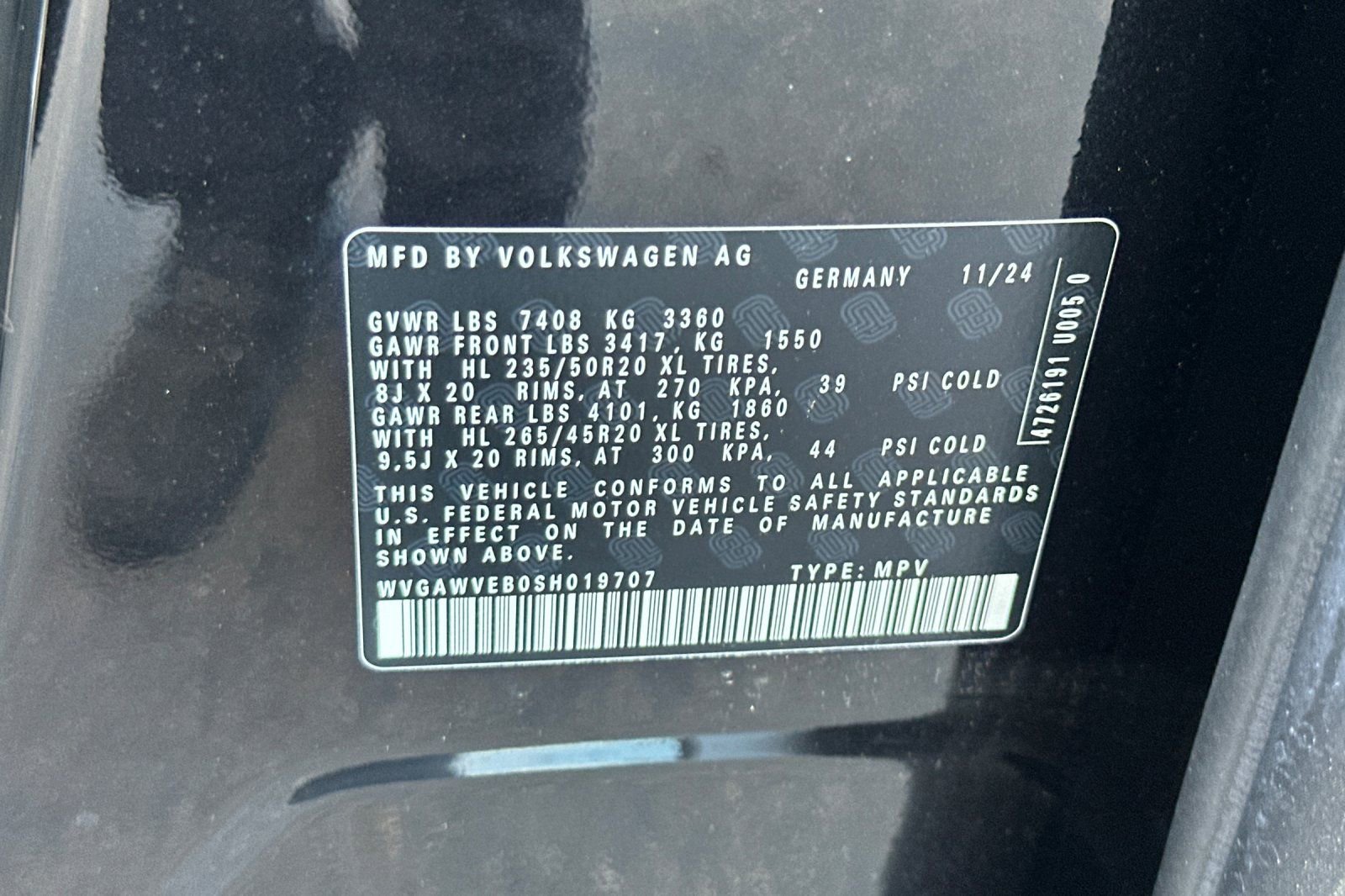 New 2025 Volkswagen ID. Buzz Pro S RWD image 26