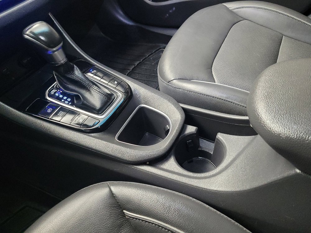 Used 2020 Hyundai Ioniq Limited image 26