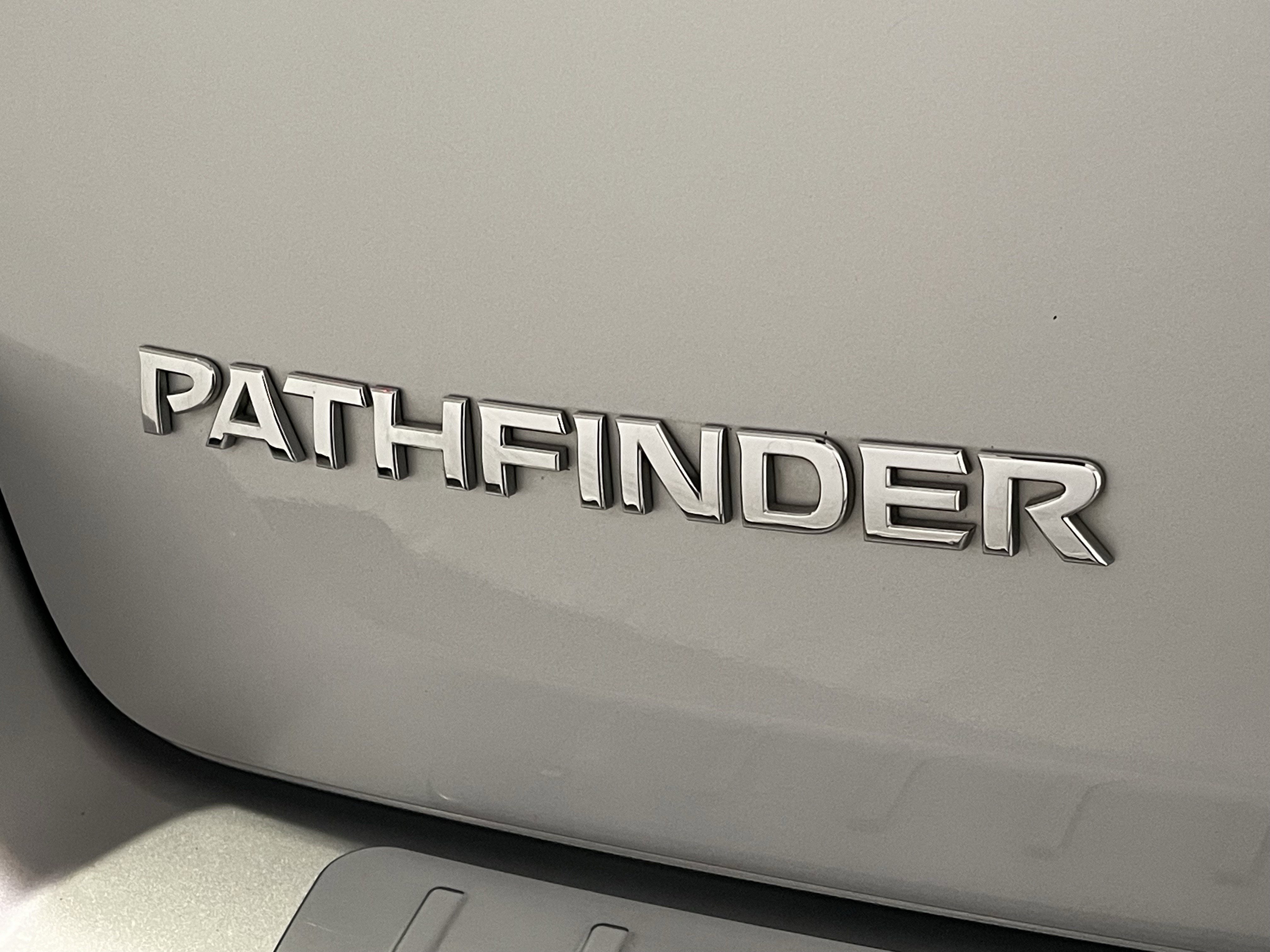 Used 2020 Nissan Pathfinder SL image 24