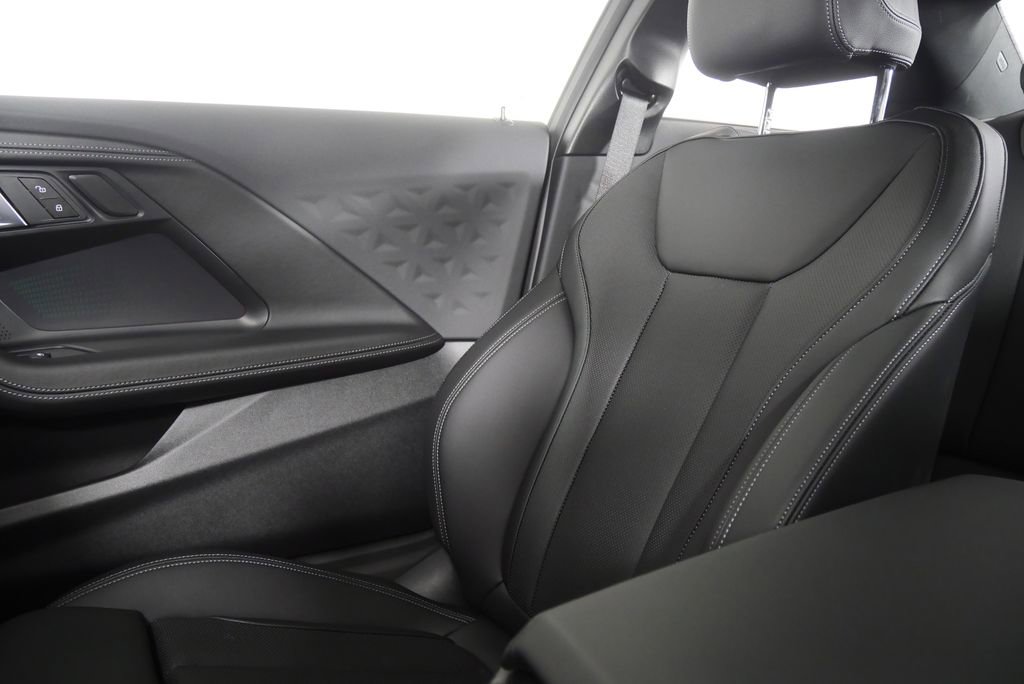 Certified 2025 BMW 230i Coupe image 21