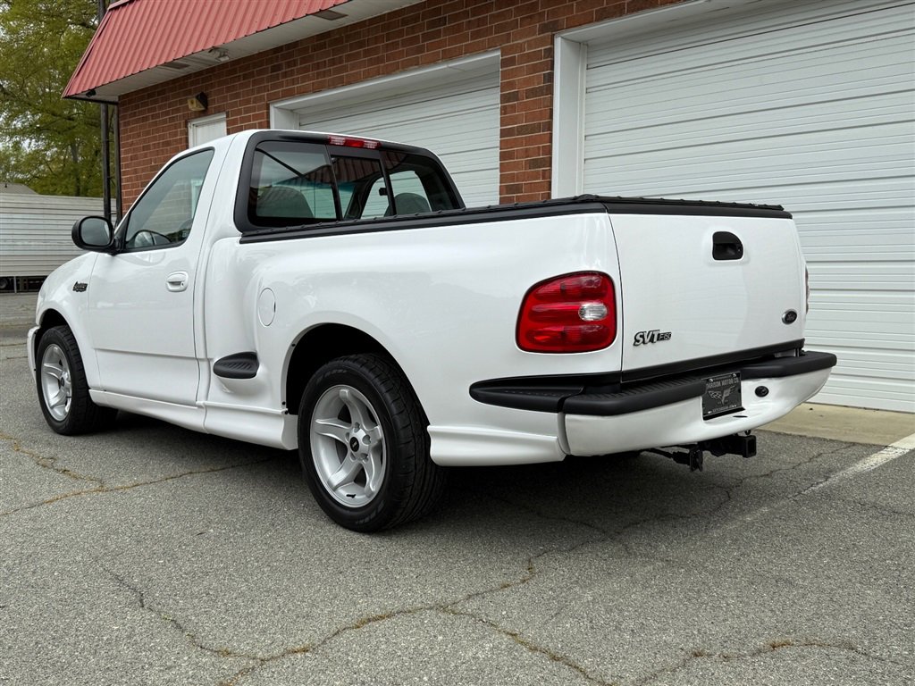 Used 1999 Ford F150 Lightning image 19