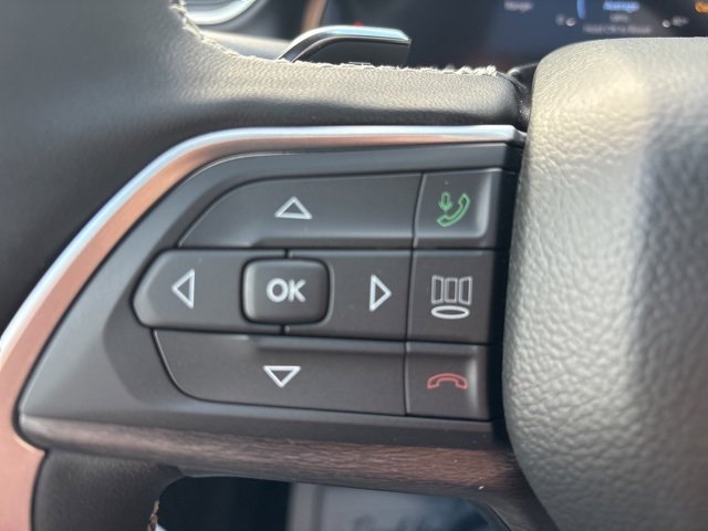 New 2025 Jeep Grand Cherokee Limited w/ Trailer Tow Package image 23