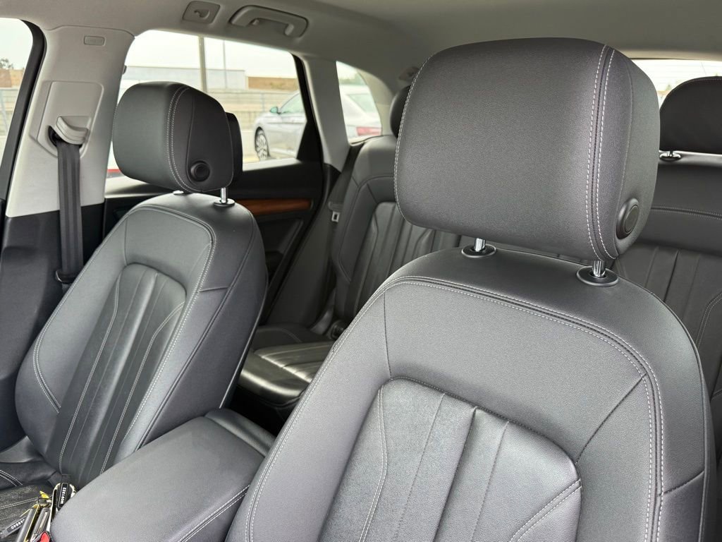 Used 2021 Audi Q5 2.0T Premium image 19