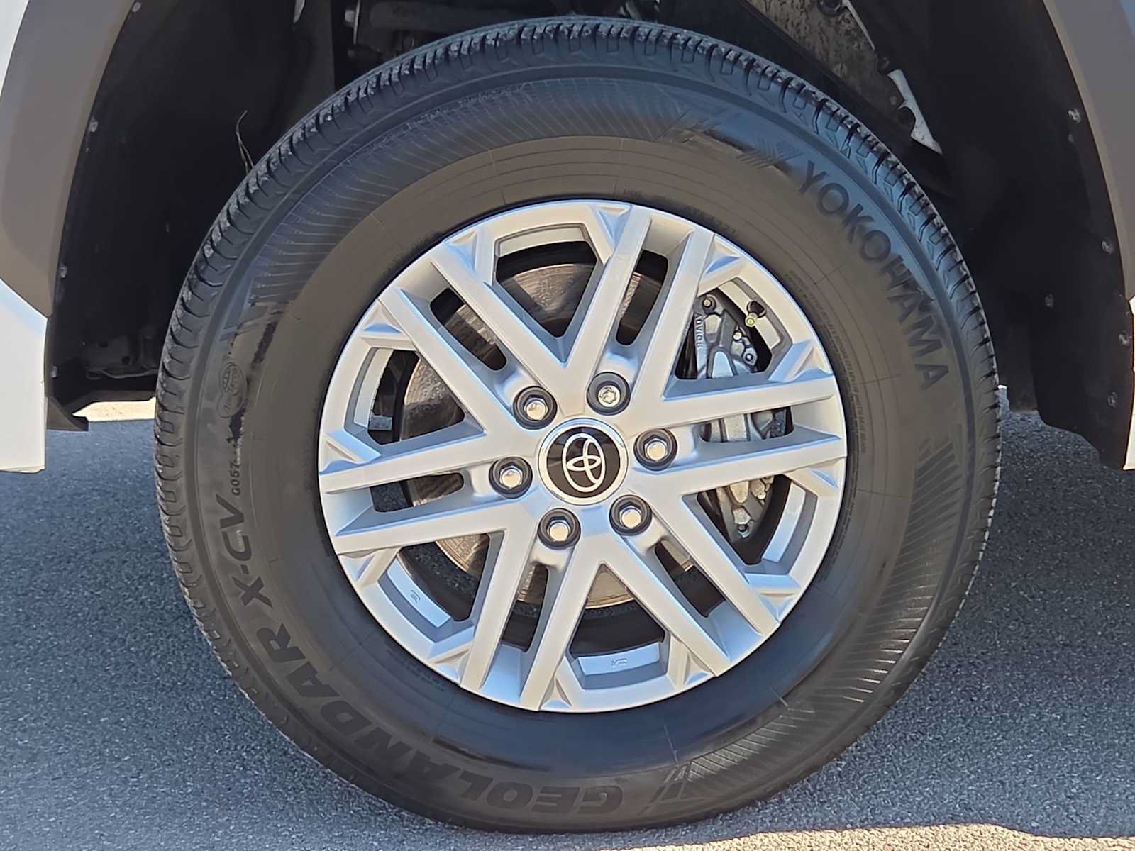 Used 2024 Toyota Tundra SR5 AWD/4WD image 12