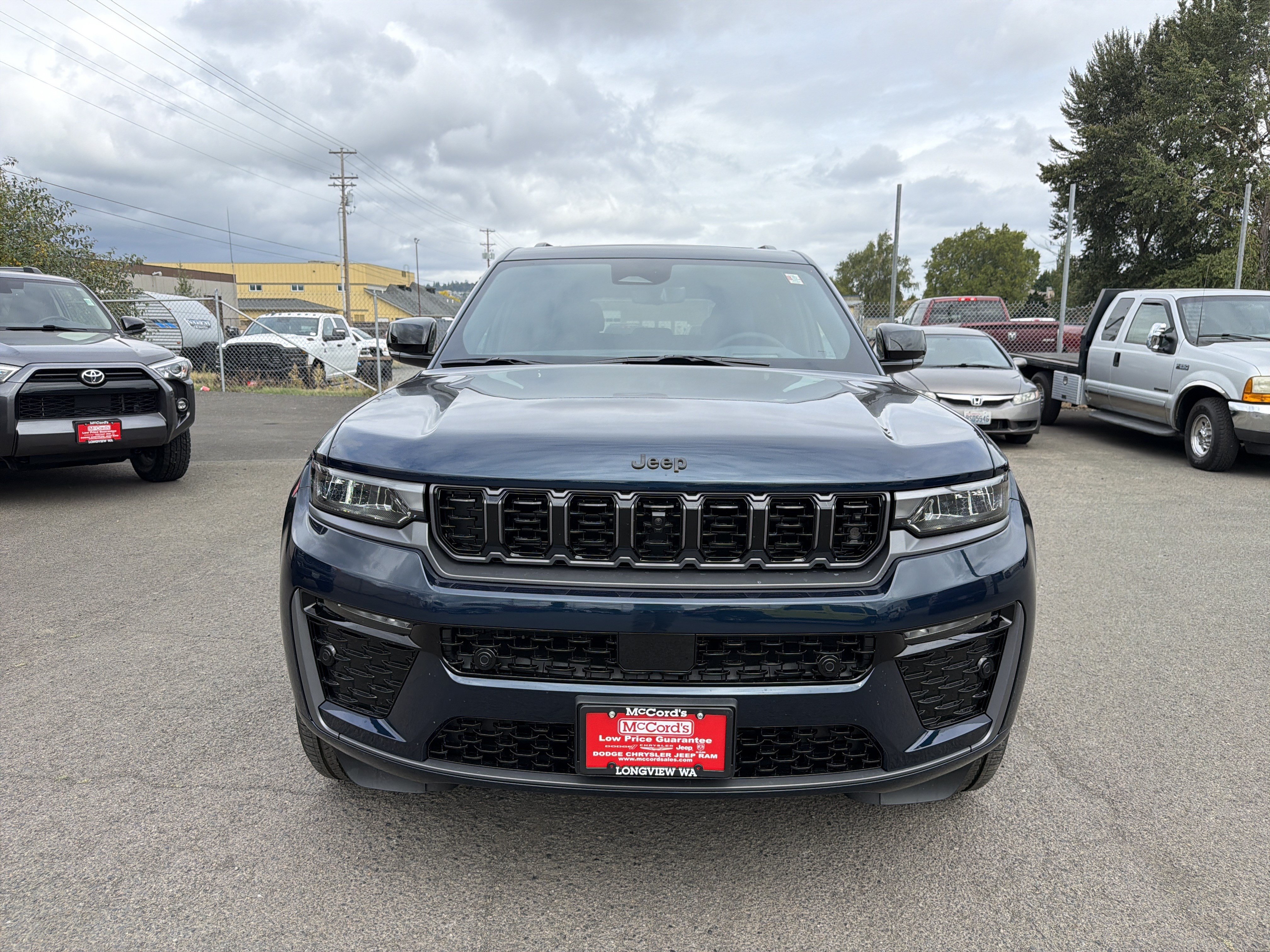 New 2027 Jeep Grand Cherokee Limited AWD/4WD image 8