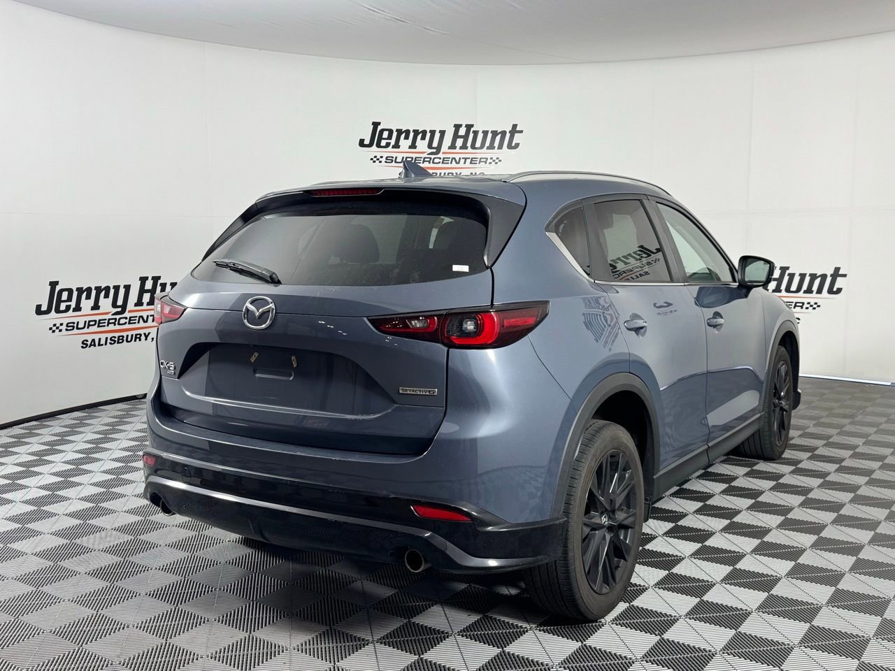 Used 2023 MAZDA CX-5 Carbon Edition image 11