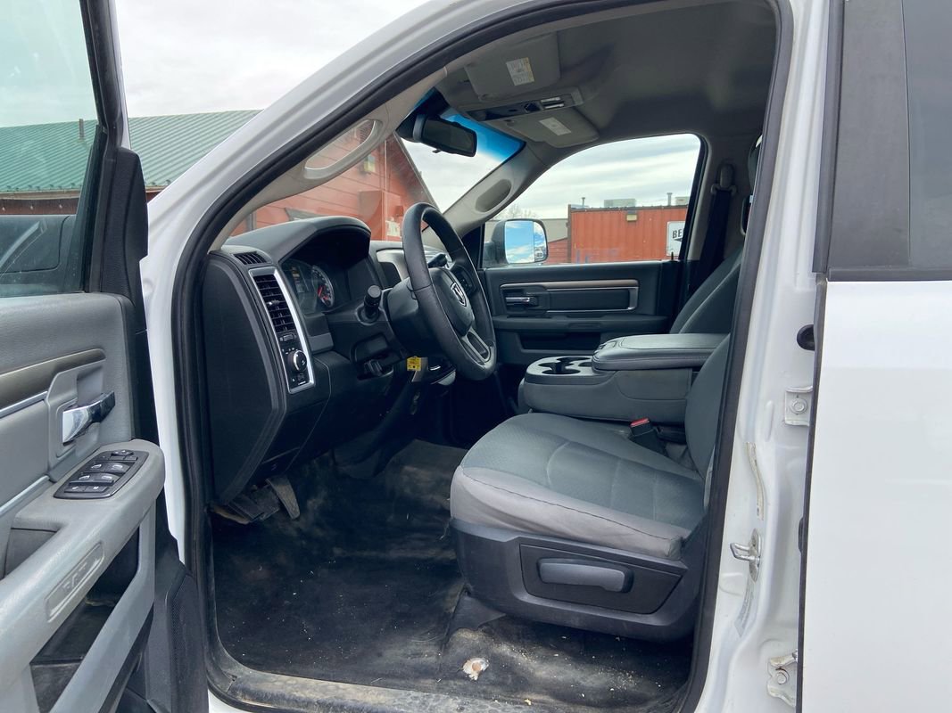 Used 2015 RAM 3500 SLT w/ Cold Weather Group AWD/4WD image 18